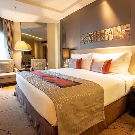 Graceland Bangkok By Grace Hotel - Sha Extra Plus Экстерьер фото