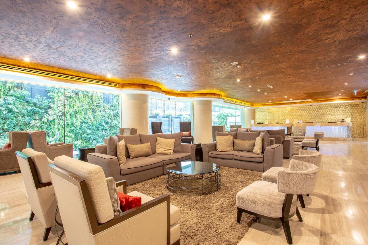 Graceland Bangkok By Grace Hotel - Sha Extra Plus Экстерьер фото